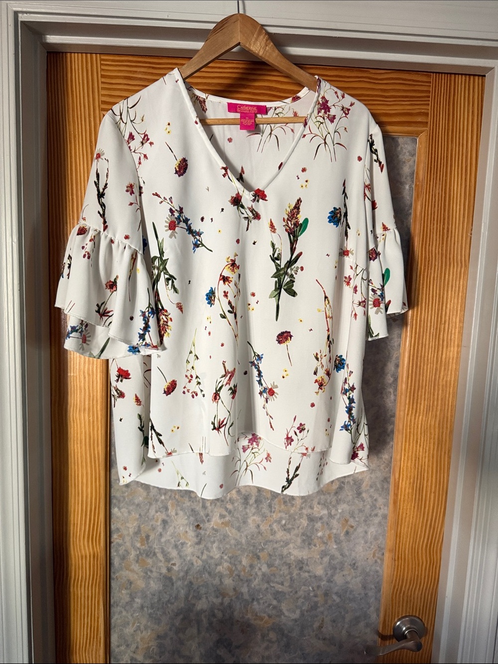 Cream Floral V-Neck Ruffle Sleeve Blouse